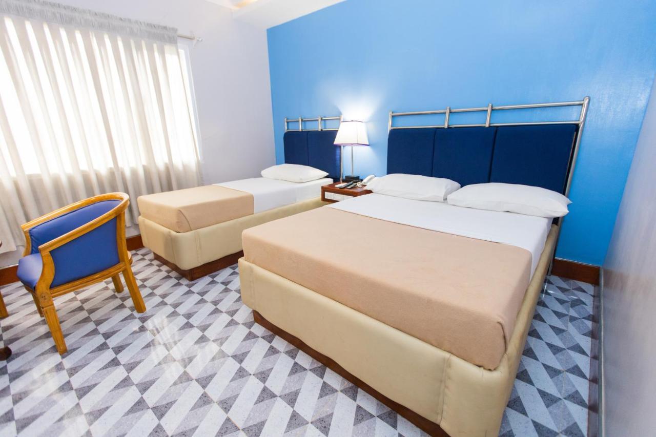 Hotel Valencia Εξωτερικό φωτογραφία